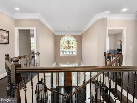 Entry Way - 5741 Nutwell Sudley Rd, Deale, MD 20751 photo 6 of 9