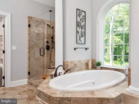 Bath - 5741 Nutwell Sudley Rd, Deale, MD 20751 photo 2 of 8