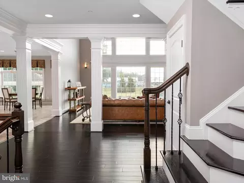 Entry Way - 5741 Nutwell Sudley Rd, Deale, MD 20751 photo 3 of 9