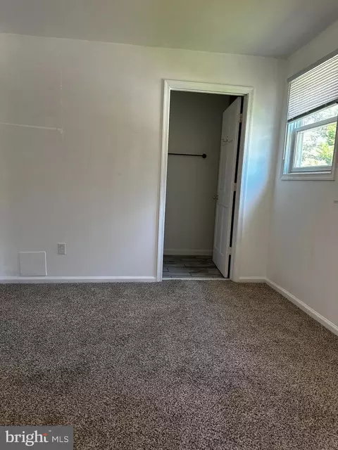 Bedroom - 434 Salisbury Rd, Edgewater, MD 21037 photo 2 of 3