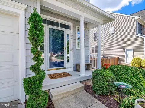 Exterior - 8037 Flora Ln, Pasadena, MD 21122 photo 12 of 12