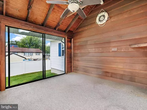 8524 Creek Rd, Pasadena, MD 21122 photo 24