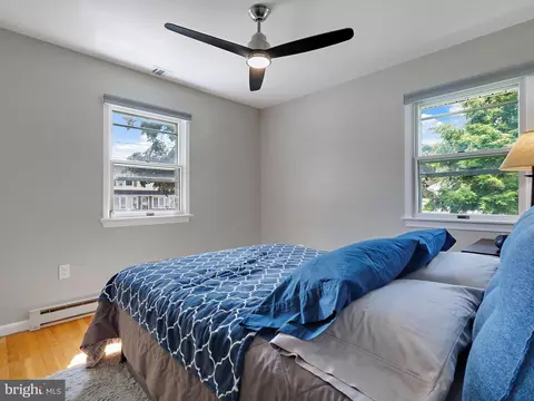 8524 Creek Rd, Pasadena, MD 21122 photo 18