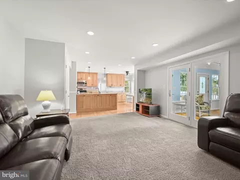 Living - 7911 Red Globe Ct, Severn, MD 21144 photo 6 of 10