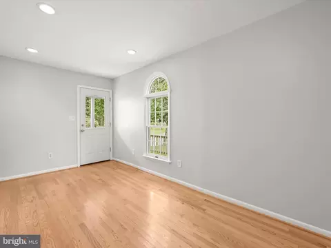 Living - 7911 Red Globe Ct, Severn, MD 21144 photo 8 of 10