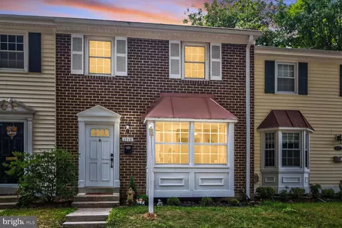 1715 Foxdale Ct #178, Crofton, MD 21114