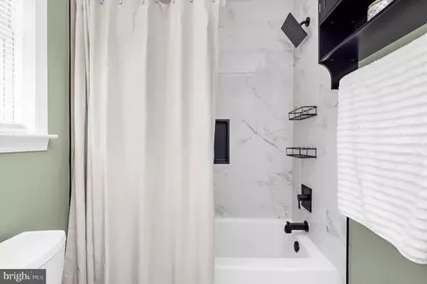 Bath - 7789 Outing Ave, Pasadena, MD 21122 photo 3 of 3
