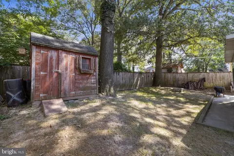 Exterior - 7789 Outing Ave, Pasadena, MD 21122 photo 7 of 7