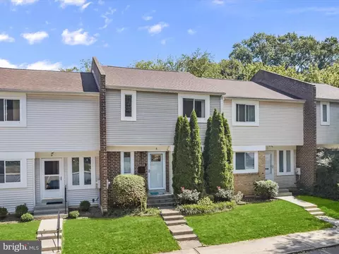 5 Rockwell Ct, Annapolis, MD 21403