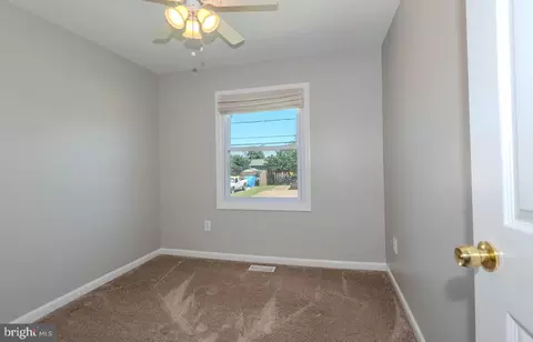 8462 Miramar Rd, Pasadena, MD 21122 photo 12
