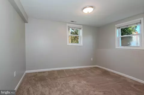 8462 Miramar Rd, Pasadena, MD 21122 photo 18