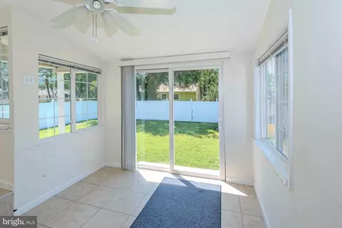 8462 Miramar Rd, Pasadena, MD 21122 photo 6
