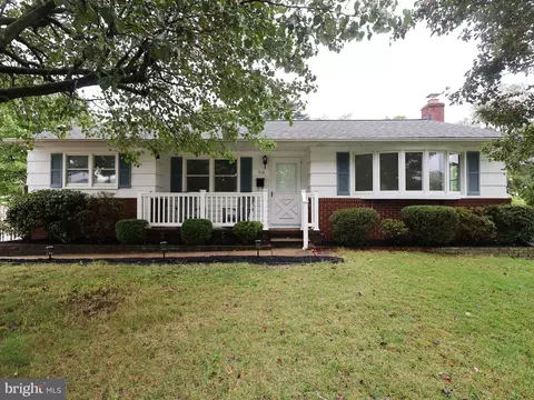 516 Joy Cir, Glen Burnie, MD 21061
