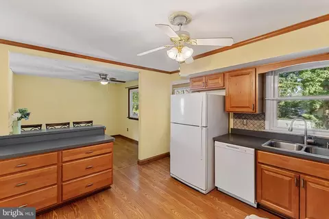 482 Maple Leaf Dr, Edgewater, MD 21037 photo 17