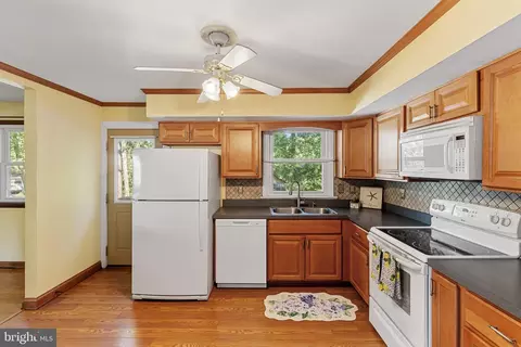 482 Maple Leaf Dr, Edgewater, MD 21037 photo 16
