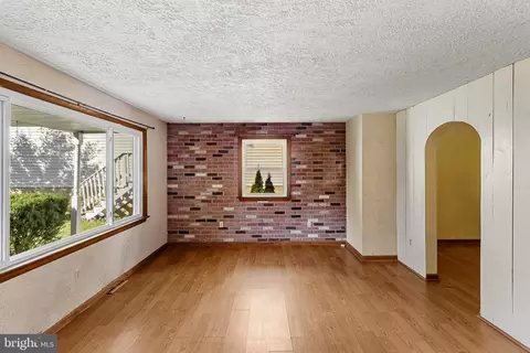 482 Maple Leaf Dr, Edgewater, MD 21037 photo 9