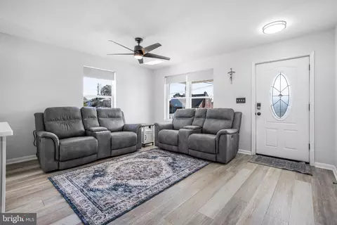 Entry Way - 8443 Church Rd, Pasadena, MD 21122 photo 1 of 2