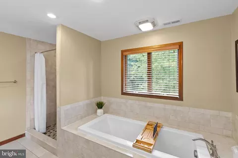 210 Providence Rd, Annapolis, MD 21409 photo 16