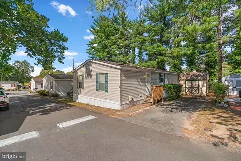 5 S Paula St, Laurel, MD 20724 photo 4