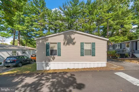 5 S Paula St, Laurel, MD 20724 photo 3