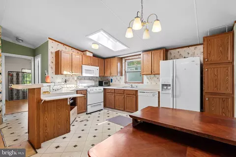 5 S Paula St, Laurel, MD 20724 photo 11