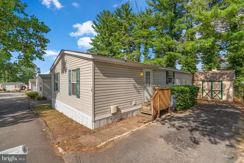 5 S Paula St, Laurel, MD 20724