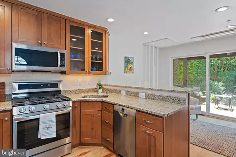 237 Hanover St, Annapolis, MD 21401 photo 22