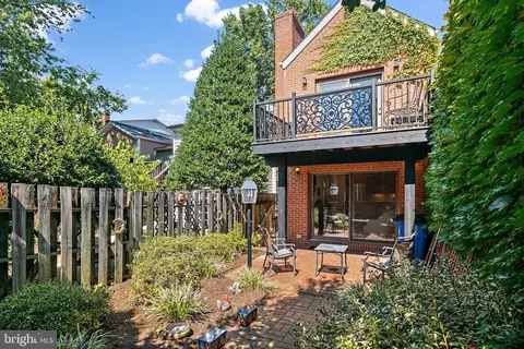 237 Hanover St, Annapolis, MD 21401 photo 3