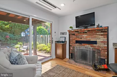 237 Hanover St, Annapolis, MD 21401 photo 26