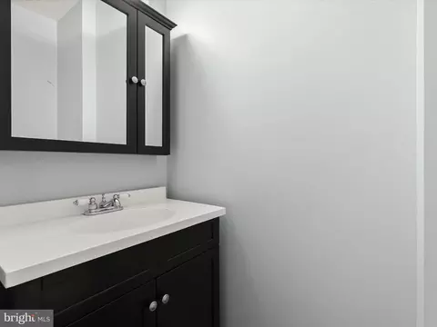 Bath - 7723 W Shore Rd, Pasadena, MD 21122 photo 1 of 2