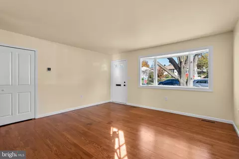 3341 Valley Lee S, Laurel, MD 20724 photo 12