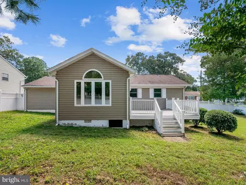 726 215th St, Pasadena, MD 21122 photo 32