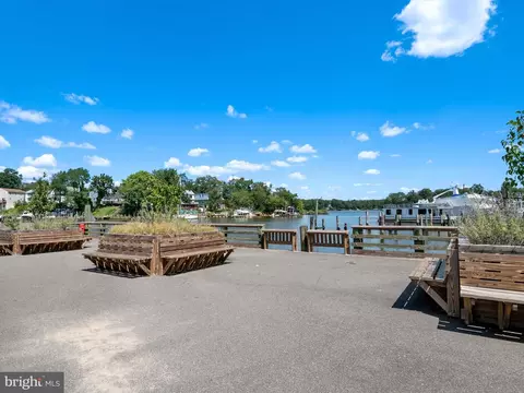726 215th St, Pasadena, MD 21122 photo 37