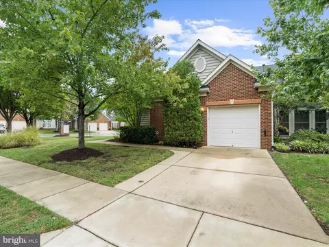 311 Hamlet Cir, Edgewater, MD 21037 photo 2