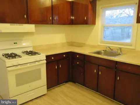 312 Park Hall S, Laurel, MD 20724 photo 18