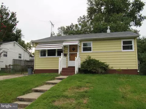 312 Park Hall S, Laurel, MD 20724