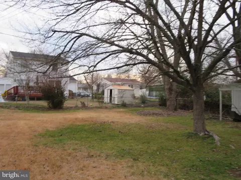 312 Park Hall S, Laurel, MD 20724 photo 4