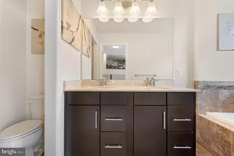 Bath - 2735 Prospect Hill Dr, Hanover, MD 21076 photo 2 of 7