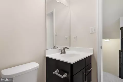 Bath - 2735 Prospect Hill Dr, Hanover, MD 21076 photo 6 of 7