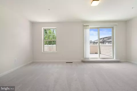 Living - 2735 Prospect Hill Dr, Hanover, MD 21076 photo 2 of 3