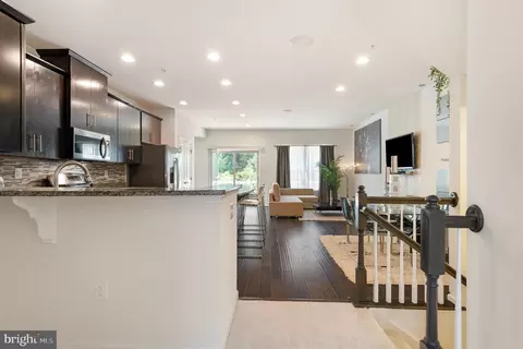 Entry Way - 2735 Prospect Hill Dr, Hanover, MD 21076 photo 16 of 28