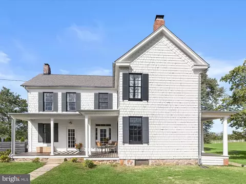 Exterior - 8221 Meadowood Dr, Hanover, MD 21076 photo 8 of 18