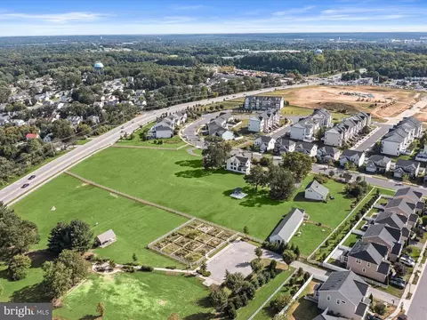 View/Area - 8221 Meadowood Dr, Hanover, MD 21076 photo 8 of 13