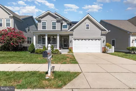 210 Saltgrass Dr, Glen Burnie, MD 21060