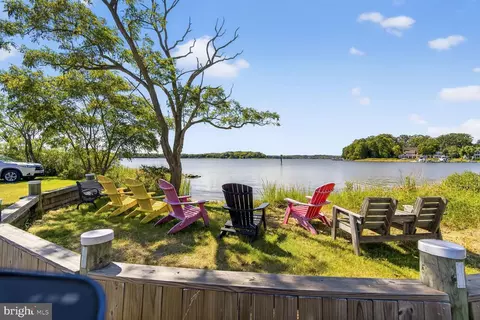 Exterior - 1663 Cliff Dr, Edgewater, MD 21037 photo 10 of 13