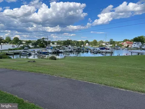 Other - 1663 Cliff Dr, Edgewater, MD 21037 photo 9 of 10