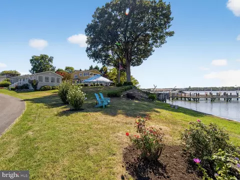 Exterior - 1663 Cliff Dr, Edgewater, MD 21037 photo 3 of 13