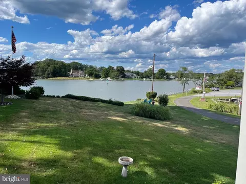 View/Area - 1663 Cliff Dr, Edgewater, MD 21037 photo 3 of 3