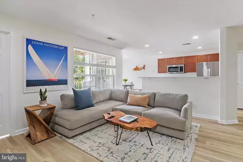 2026 Gov Thomas Bladen Way #203, Annapolis, MD 21401