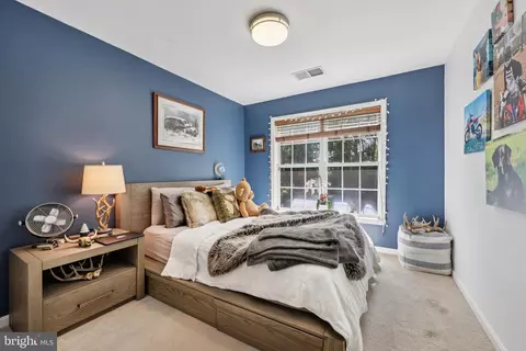 Bedroom - 609 Havenhill Rd, Edgewater, MD 21037 photo 4 of 5
